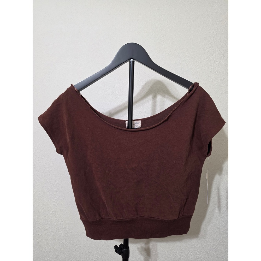 Universal Thread Brown Raw Edge Scoop Neck Crop Top Short Sleeve Size M NWT